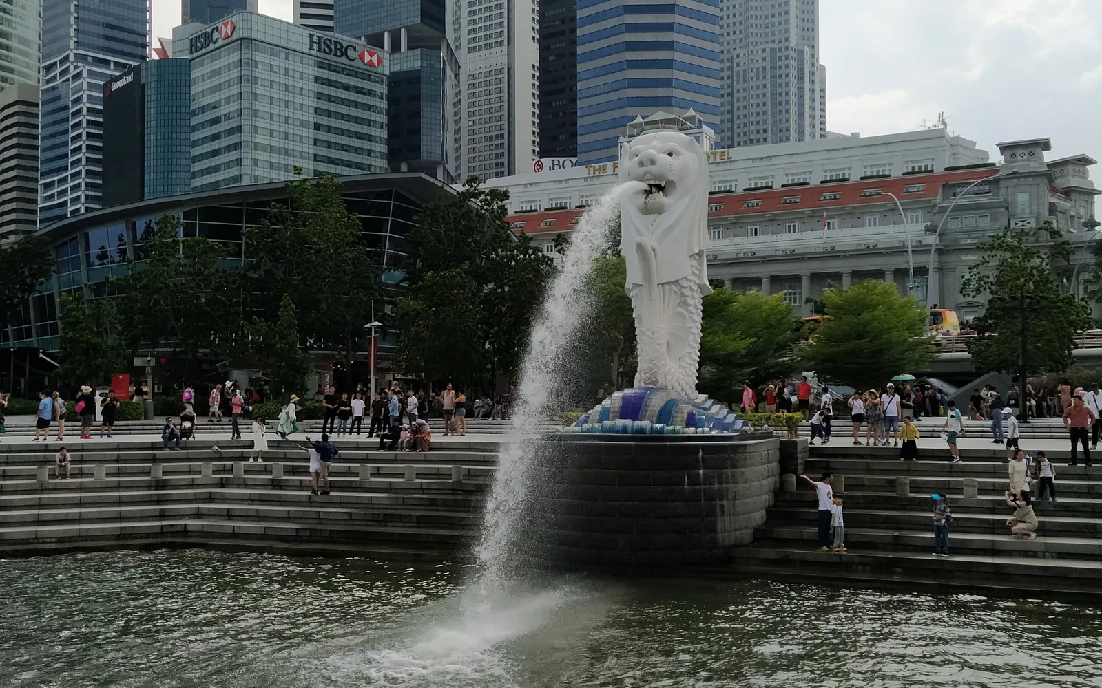The Merlion and downtown skyline at Merlion Park, Singapore — photo by goFLY founder Mahabub Alam Razu